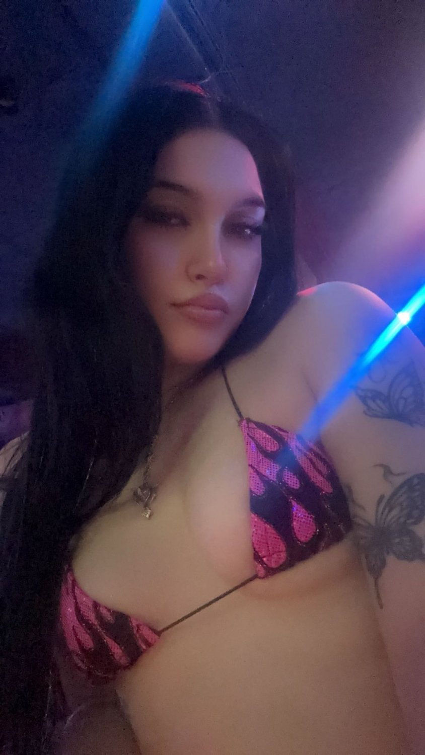 sexy tatted 21yo stripper #E5cYRfAh