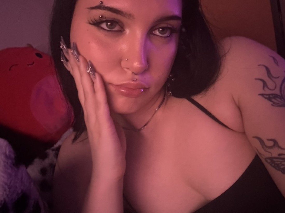 sexy tatted 21yo stripper #ptMeFgod