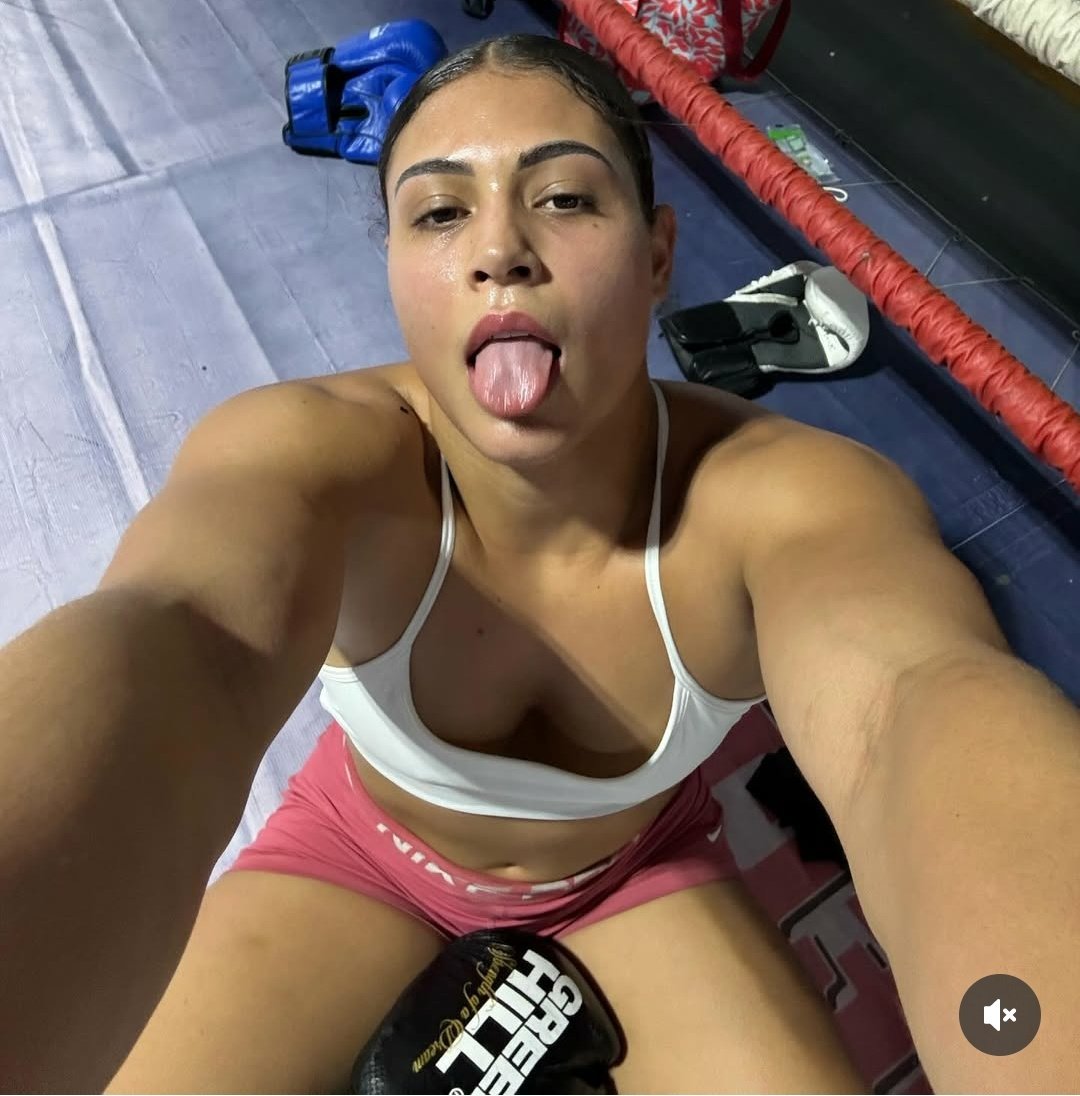 Pt.1 Fitness FBB influencer Lily Martinss. Pics only of this Brazilian goddess #u6ORNxcq