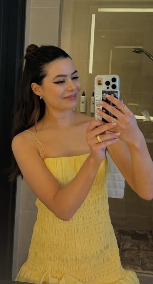 Miranda cosgrove pack #OrWzFZij